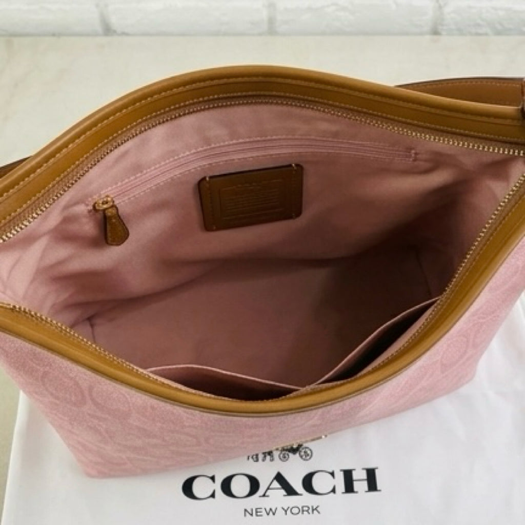 ★ Coach Laurel Shoulder bag w/ original box and dust bag